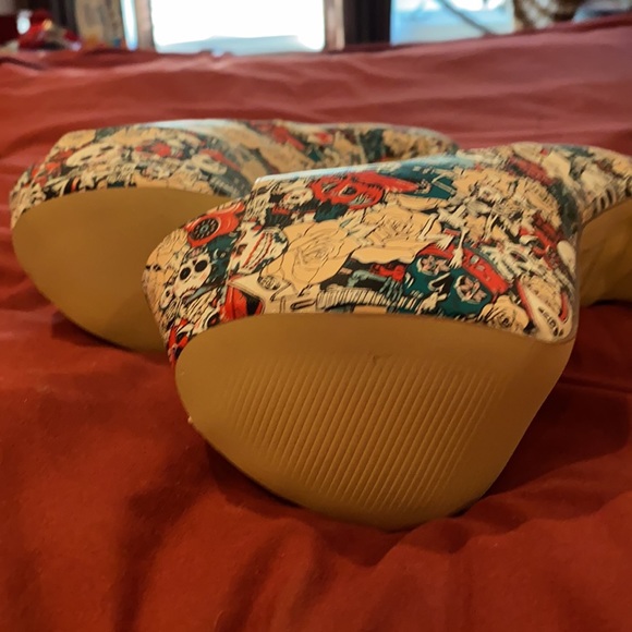 Skulls, Roses and guitars - Picture 5 of 6